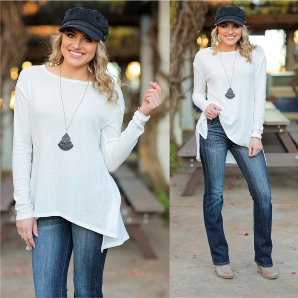 LAST ONE! White Thermal Knit Long Sleeve Tunic - Picture 2 of 4